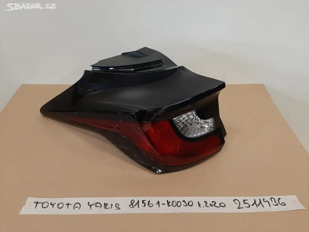 Náhled: Toyota Yaris 2020- zadní světla 81561-K0030